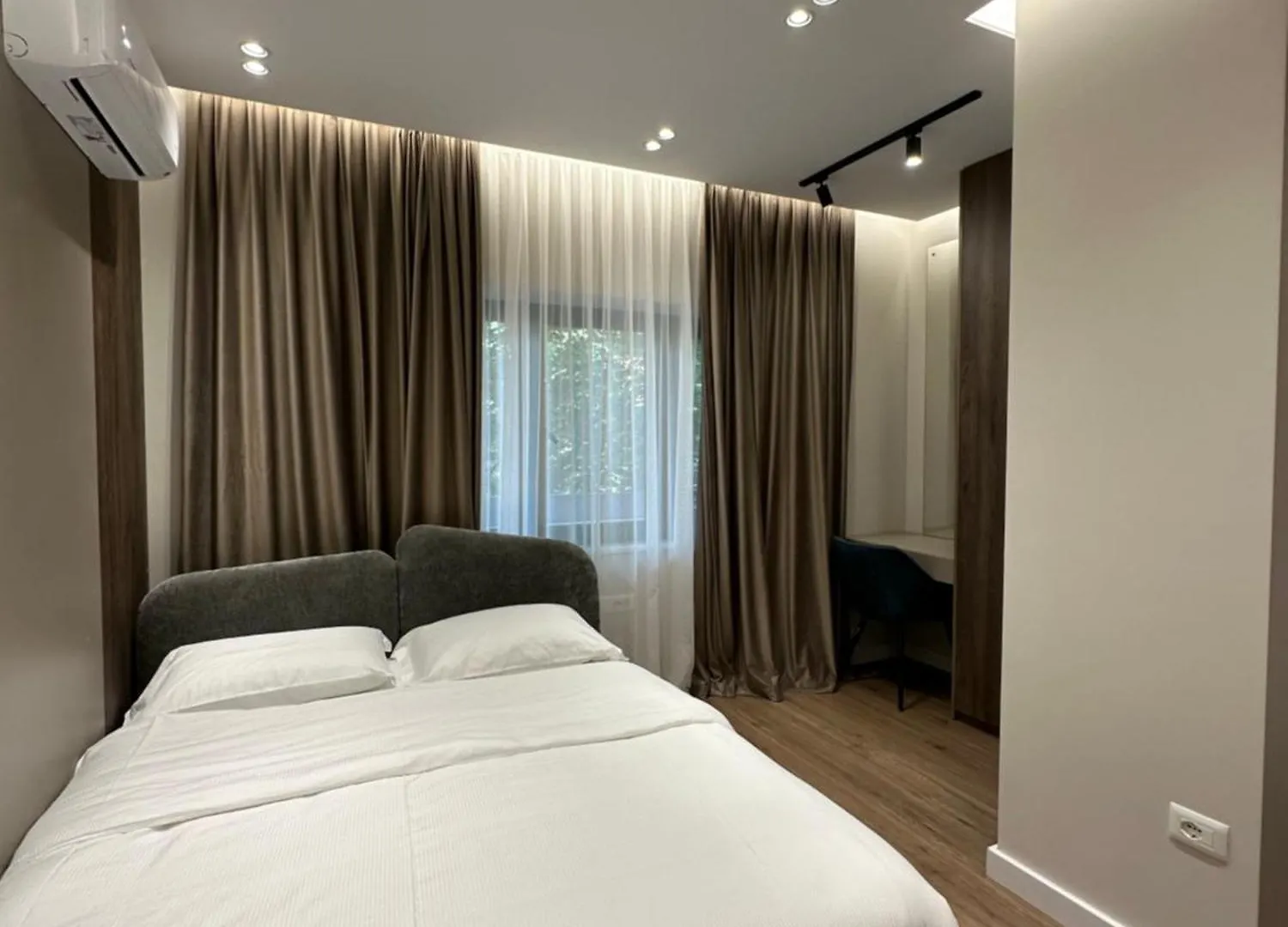 Ylli Apartment Tirana Albania